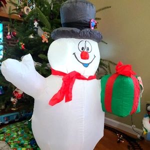 Rare Frosty the Snowman Inflatable